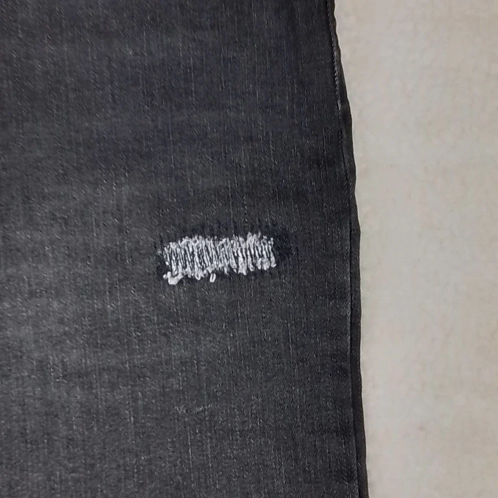 Oshkosh Jean Shorts Boys Size 12 in Faded Black w/ Distressing, Adjustable Waist